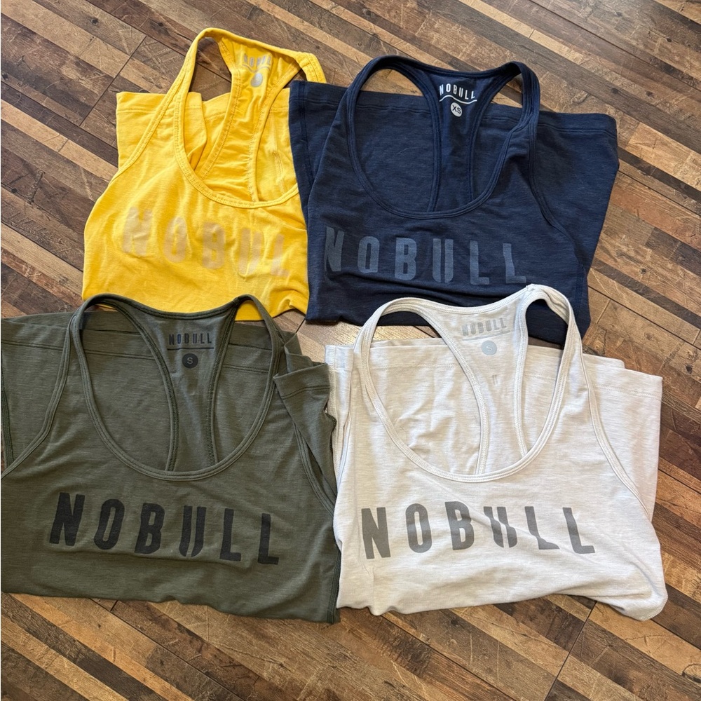 NOBULL Women's Racerback Tank Top - bundle